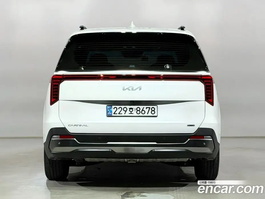 Kia Carnival 2025 3.5 автомат (гидро), фото 9