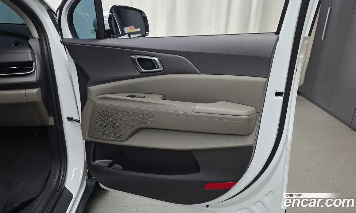 Kia Carnival 2025 2.2 автомат (гидро), фото 15