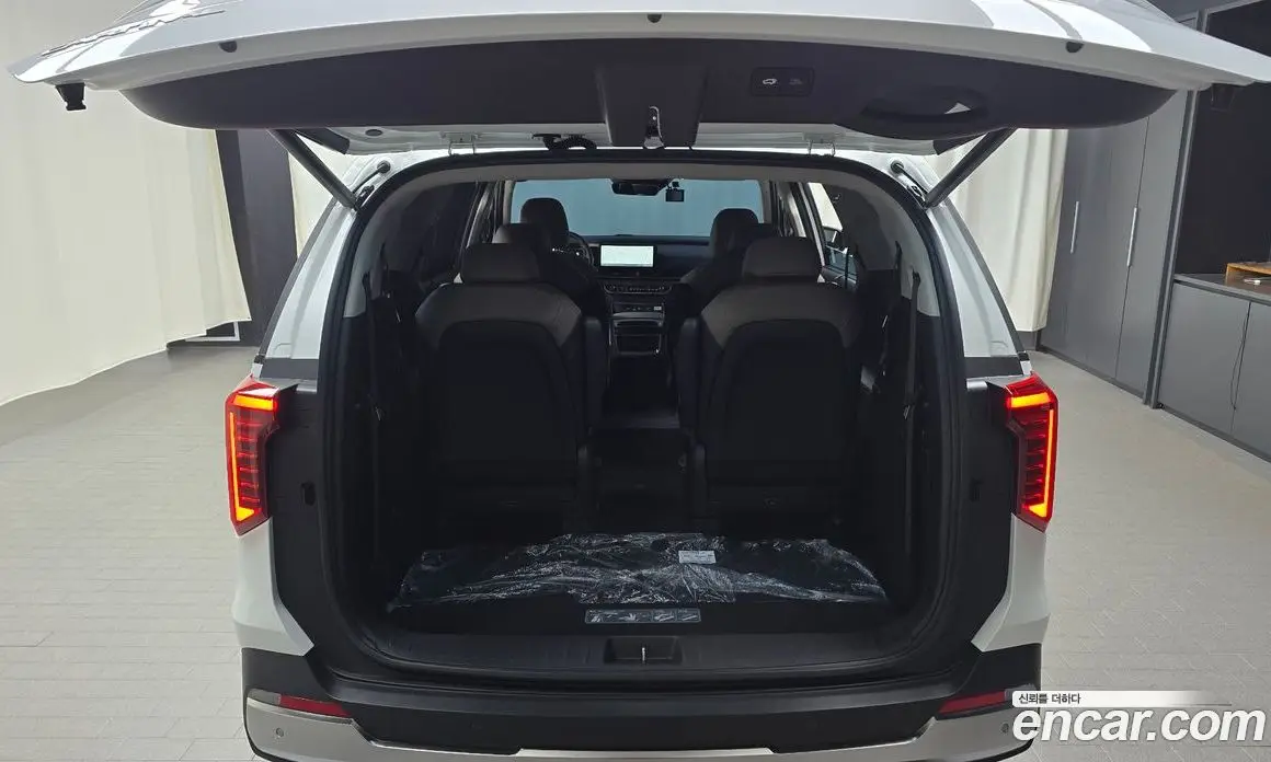 Kia Carnival 2025 2.2 автомат (гидро), фото 30