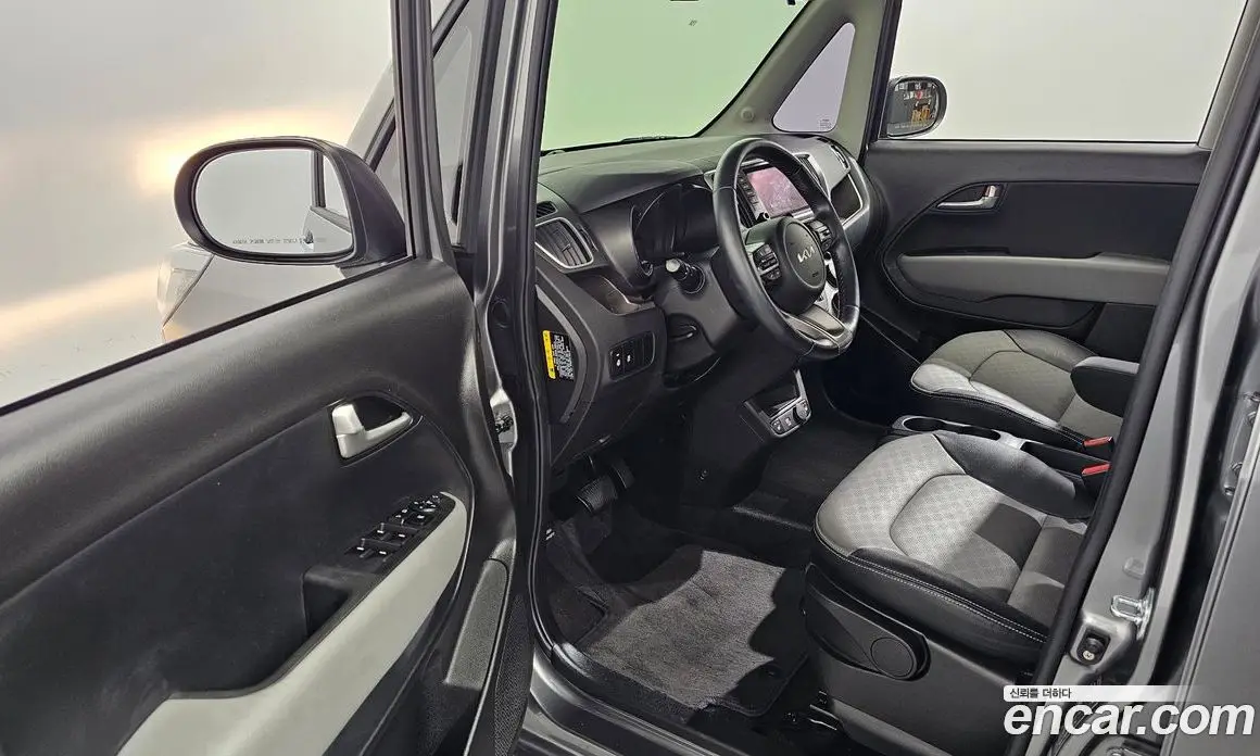 Kia Ray 2021 1.0 автомат (гидро), фото 13