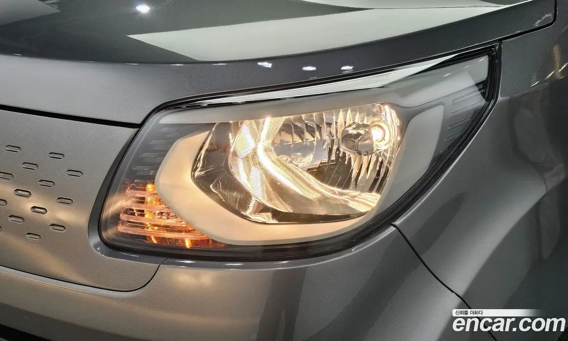 Kia Ray 2021 1.0 автомат (гидро), фото 8