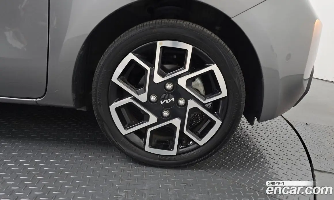 Kia Ray 2023 1.0 автомат (гидро), фото 30