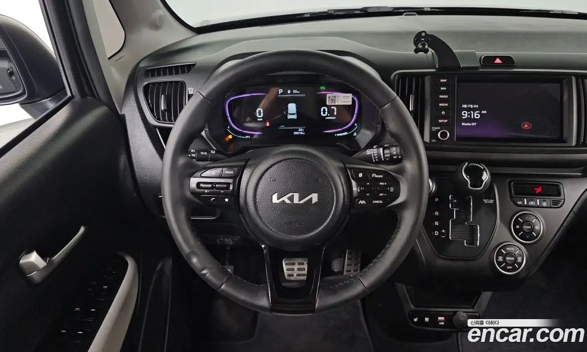 Kia Ray 2023 1.0 автомат (гидро), фото 20