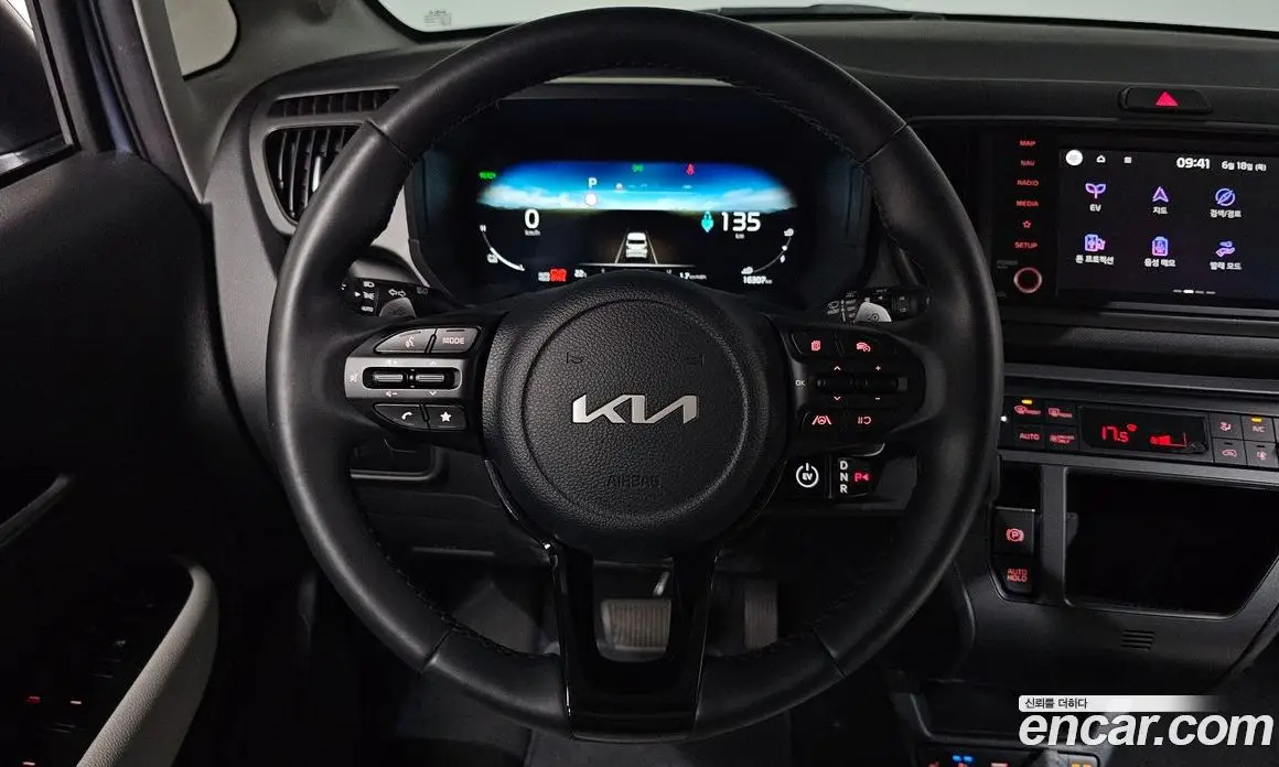 Kia Ray 2024 0.1 автомат (гидро), фото 19