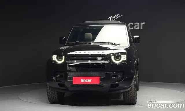 Land Rover Defender 2024 3.0 автомат (гидро), миниатюра 3