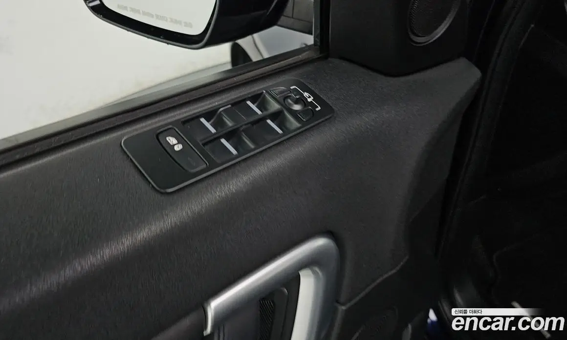 Land Rover Discovery Sport 2016 2.0 автомат (гидро), фото 19