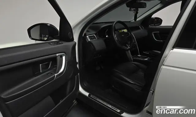 Land Rover Discovery Sport 2018 2.0 автомат (гидро), миниатюра 12