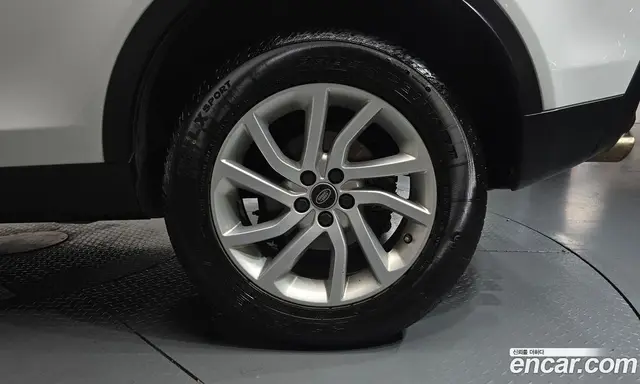 Land Rover Discovery Sport 2018 2.0 автомат (гидро), миниатюра 6