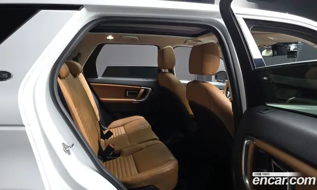 Land Rover Discovery Sport 2019 2.0 автомат (гидро), миниатюра 11