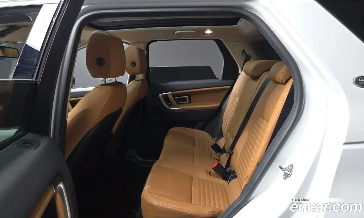 Land Rover Discovery Sport 2019 2.0 автомат (гидро), фото 12