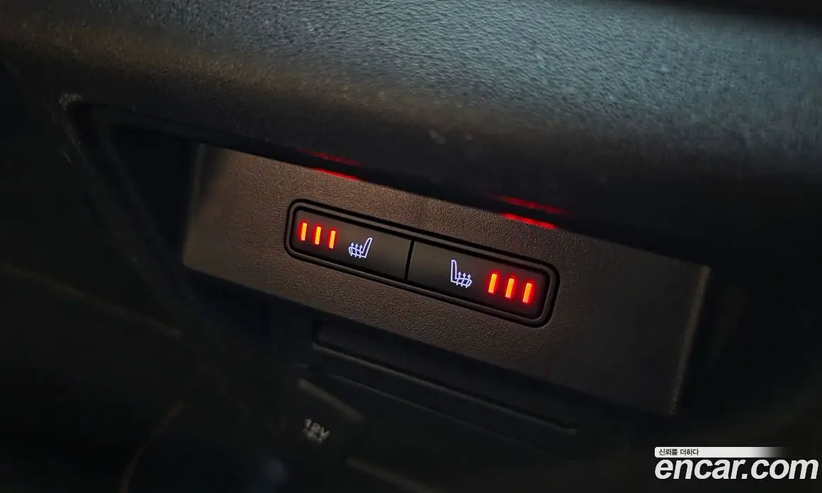 Land Rover Discovery Sport 2019 2.0 автомат (гидро), фото 18