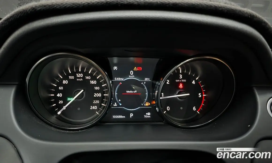 Land Rover Discovery Sport 2019 2.0 автомат (гидро), фото 8