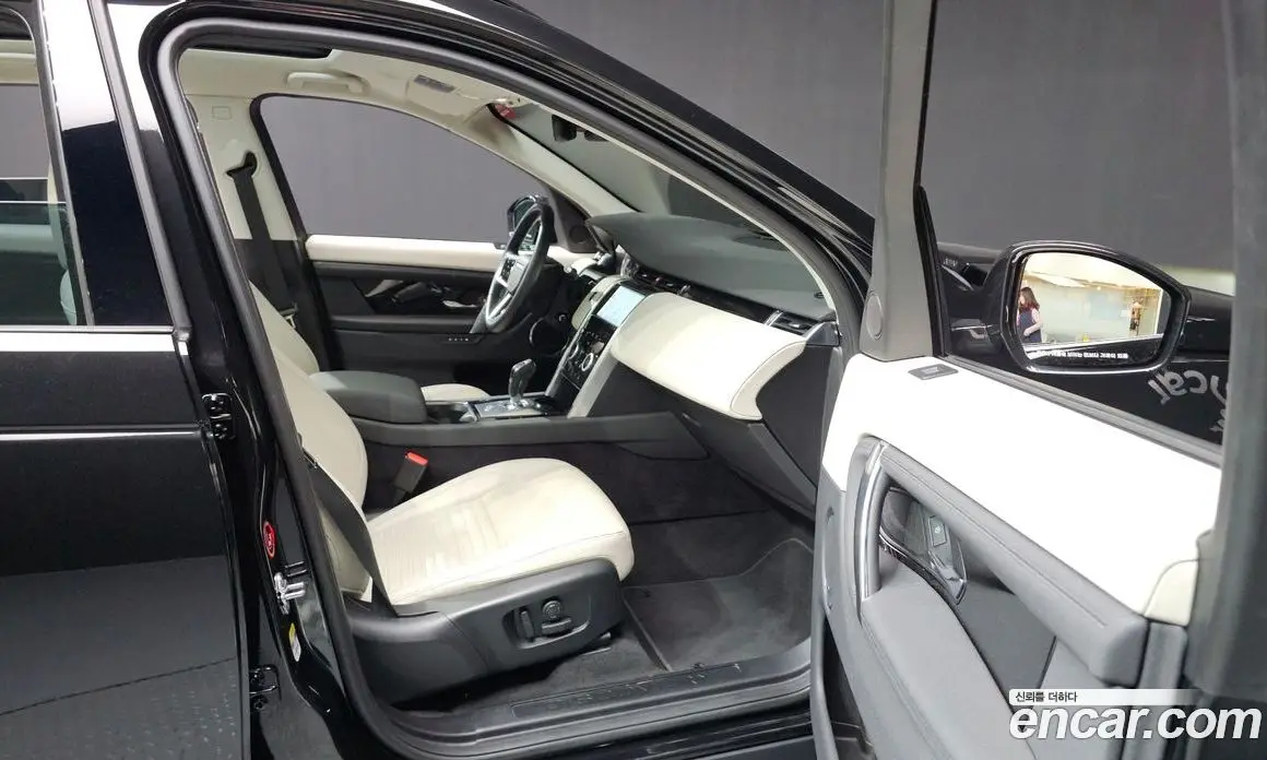 Land Rover Discovery Sport 2022 2.0 автомат (гидро), фото 24