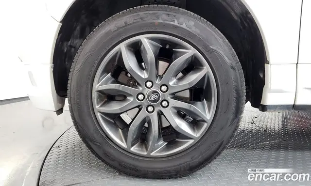 Land Rover Freelander 2014 2.2 автомат (гидро), миниатюра 5