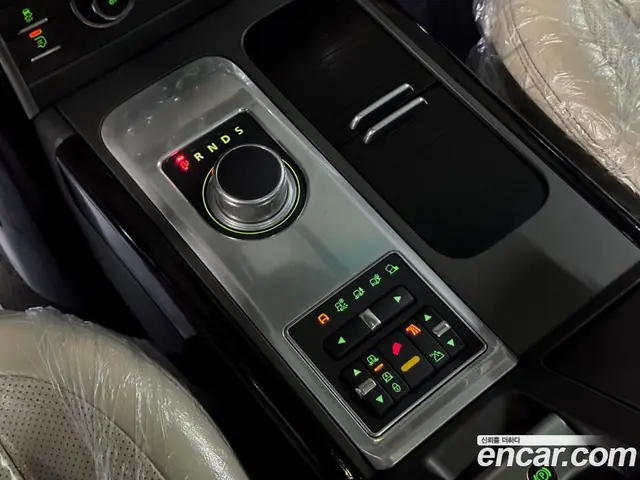 Land Rover Range Rover 2011 4.4 автомат (гидро), миниатюра 9