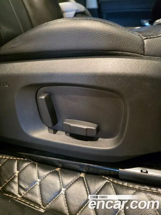 Land Rover Range Rover Evoque 2016 2.0 автомат (гидро), фото 17