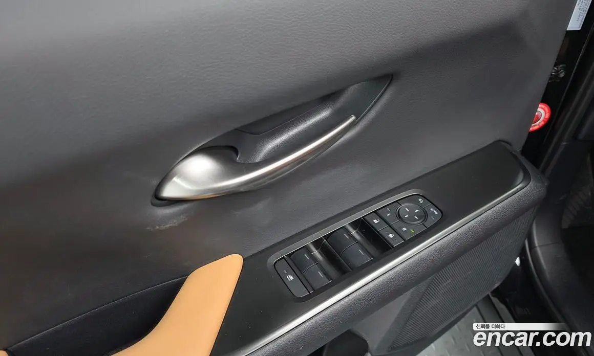 Lexus UX 2024 2.0 автомат (гидро), фото 20