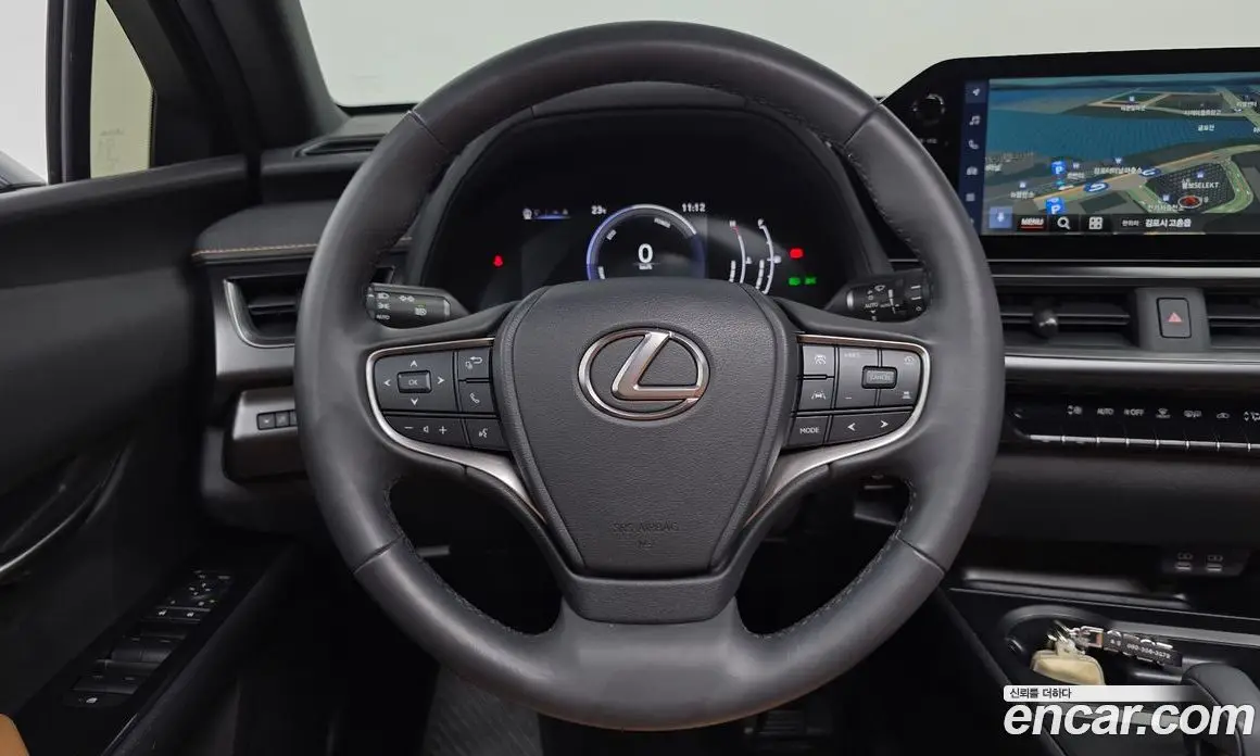 Lexus UX 2024 2.0 автомат (гидро), фото 22