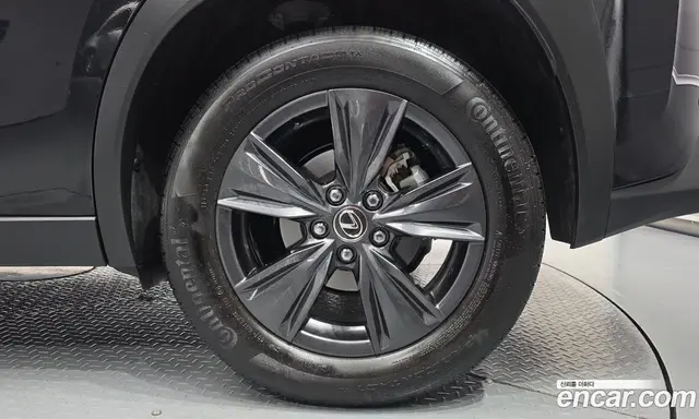 Lexus UX 2024 2.0 автомат (гидро), миниатюра 7