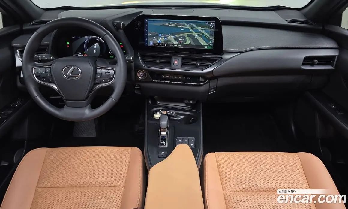 Lexus UX 2024 2.0 автомат (гидро), фото 10