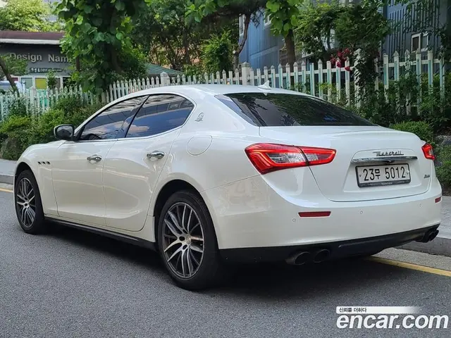 Maserati Ghibli 2017 3.0 автомат (гидро), миниатюра 2 Maserati Ghibli 2017 3.0 автомат (гидро), миниатюра 2