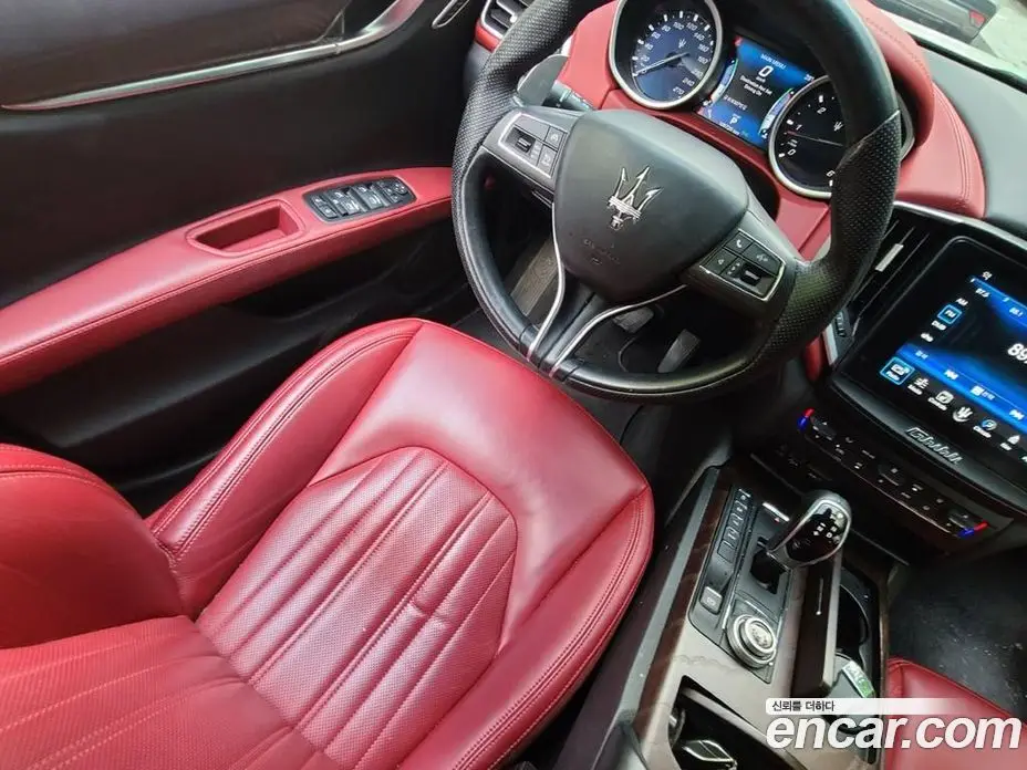 Maserati Ghibli 2017 3.0 автомат (гидро), фото 19 Maserati Ghibli 2017 3.0 автомат (гидро), фото 19