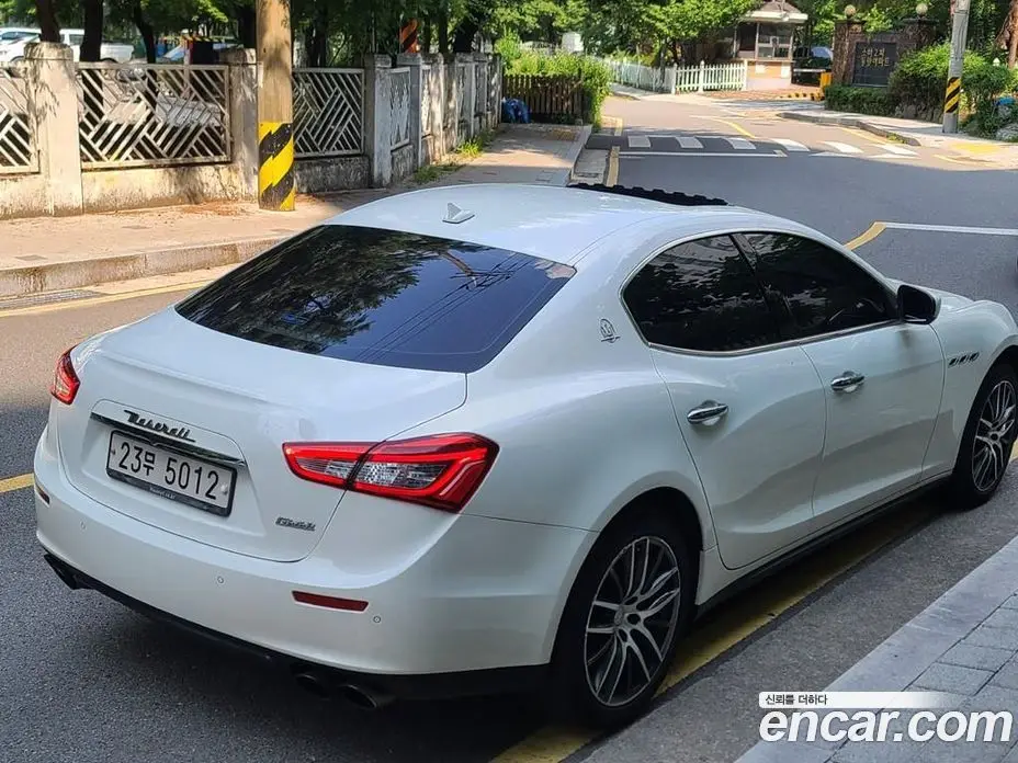 Maserati Ghibli 2017 3.0 автомат (гидро), фото 20 Maserati Ghibli 2017 3.0 автомат (гидро), фото 20