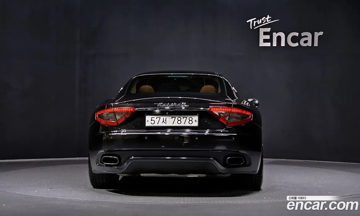 Maserati GranTurismo 2013 4.7 автомат (гидро), фото 4 Maserati GranTurismo 2013 4.7 автомат (гидро), фото 4