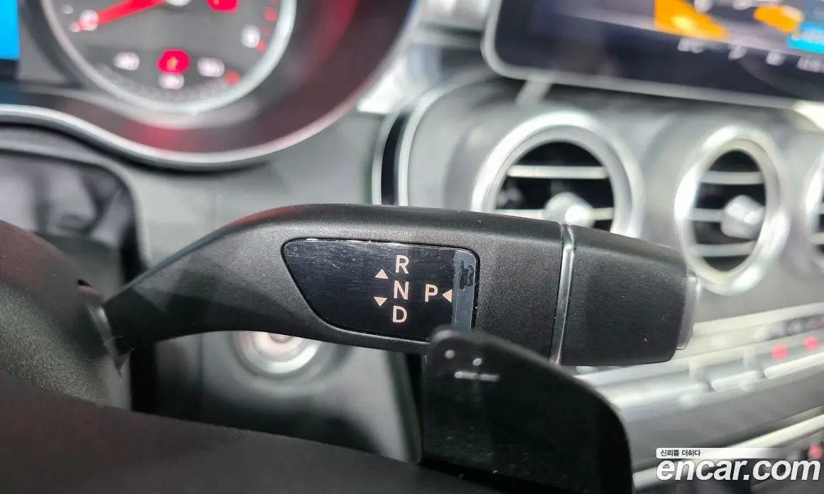 Mercedes-Benz C-Class 2019 1.9 гидро, фото 12 Mercedes-Benz C-Class 2019 1.9 гидро, фото 12