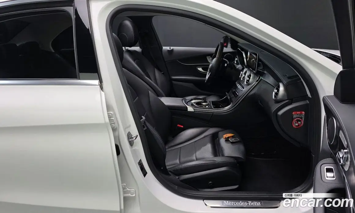 Mercedes-Benz C-Class 2019 1.9 гидро, фото 16 Mercedes-Benz C-Class 2019 1.9 гидро, фото 16