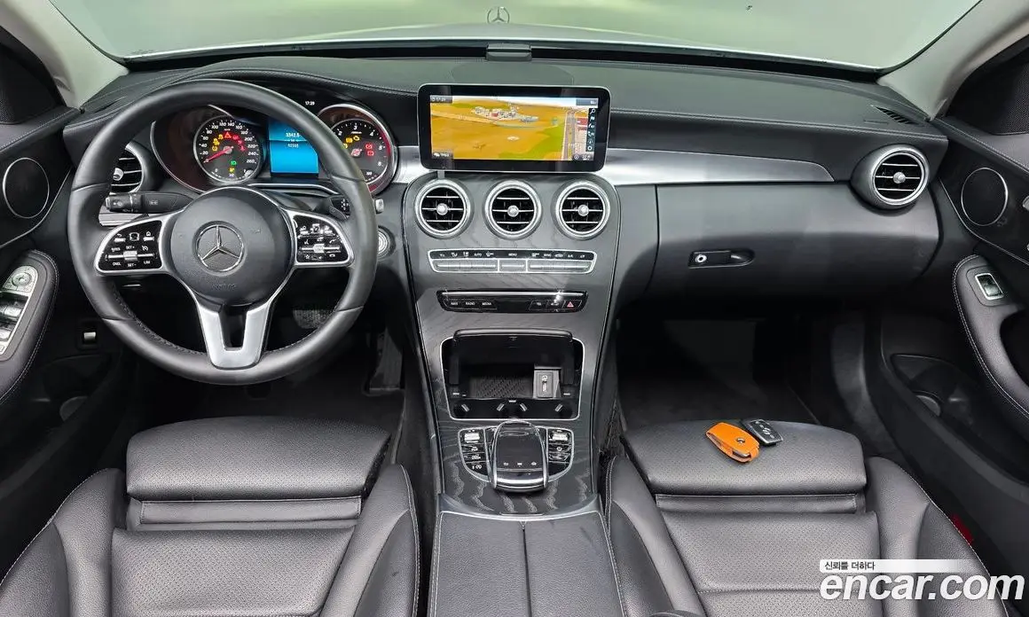 Mercedes-Benz C-Class 2019 1.9 гидро, фото 10 Mercedes-Benz C-Class 2019 1.9 гидро, фото 10