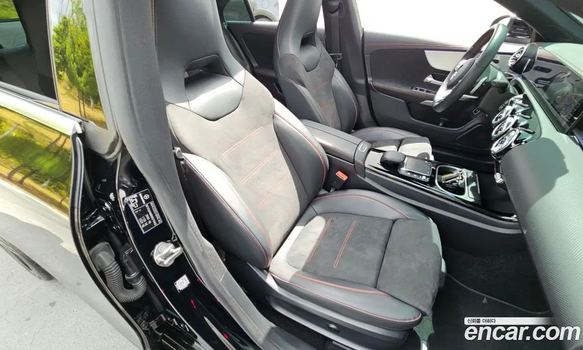 Mercedes-Benz CLA-Class 2022 2.0 гидро, фото 16