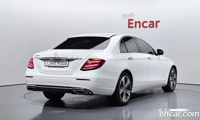 Mercedes-Benz E-Class 2018 1.9 гидро, миниатюра 2 Mercedes-Benz E-Class 2018 1.9 гидро, миниатюра 2