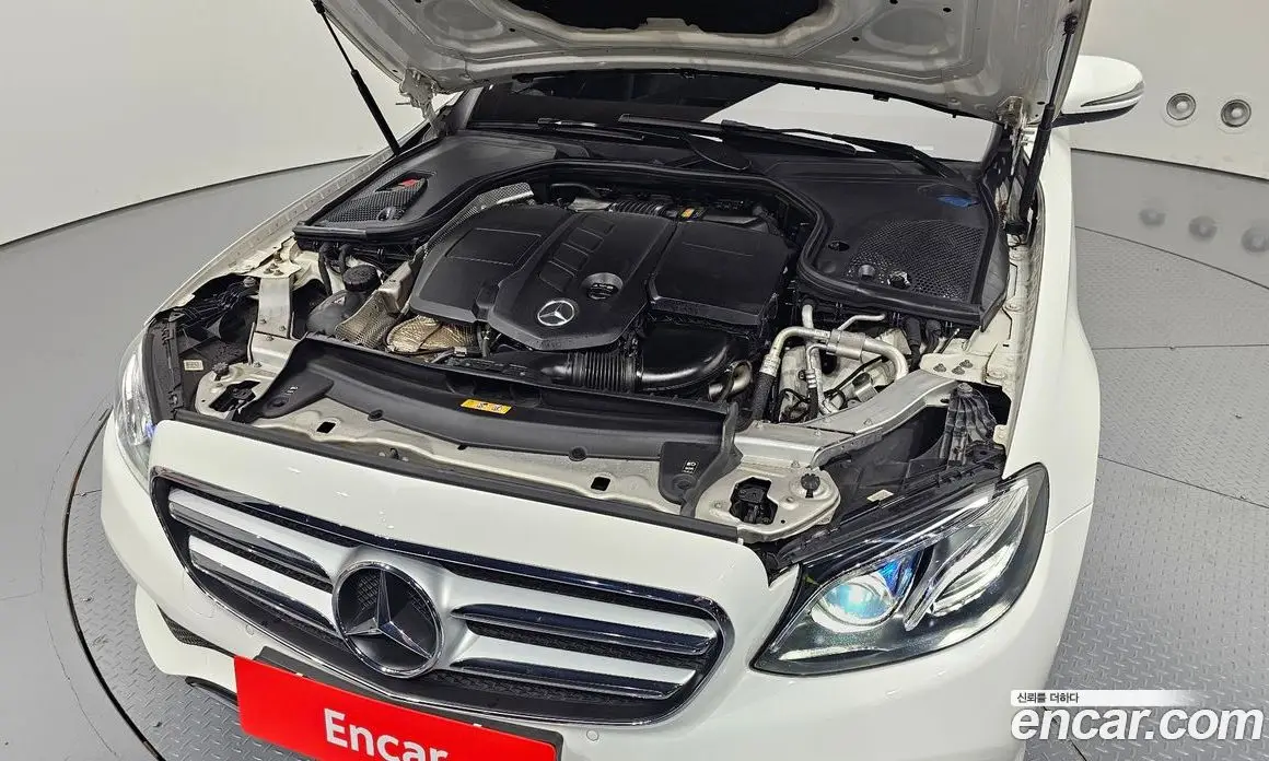 Mercedes-Benz E-Class 2018 1.9 гидро, фото 6 Mercedes-Benz E-Class 2018 1.9 гидро, фото 6