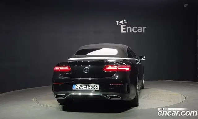Mercedes-Benz E-Class 2019 1.9 гидро, миниатюра 3