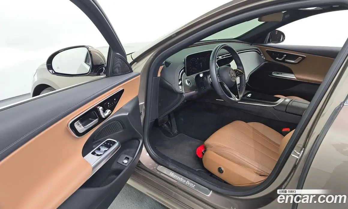 Mercedes-Benz E-Class 2025 2.0 гидро, фото 10 Mercedes-Benz E-Class 2025 2.0 гидро, фото 10