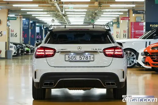 Mercedes-Benz GLA-Class 2018 2.0 гидро, миниатюра 4 Mercedes-Benz GLA-Class 2018 2.0 гидро, миниатюра 4