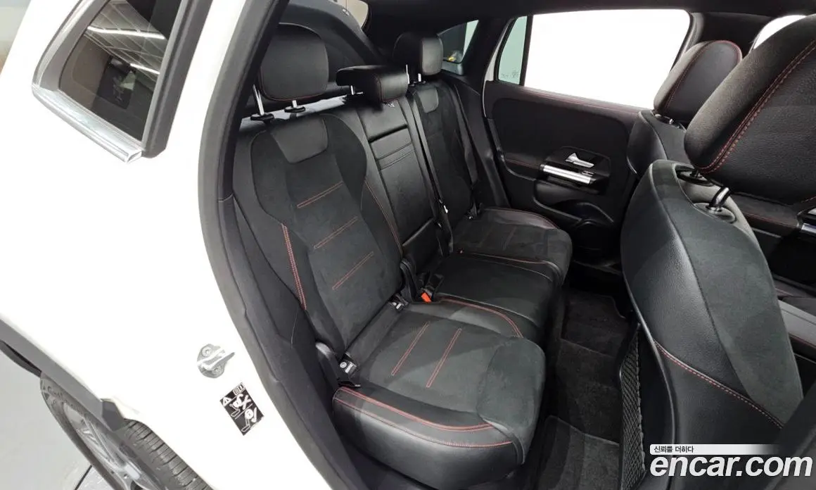 Mercedes-Benz GLA-Class 2022 2.0 гидро, фото 19