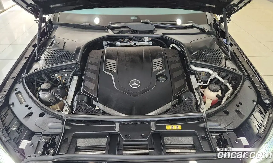 Mercedes-Benz S-Class 2023 4.0 автомат (гидро), фото 17