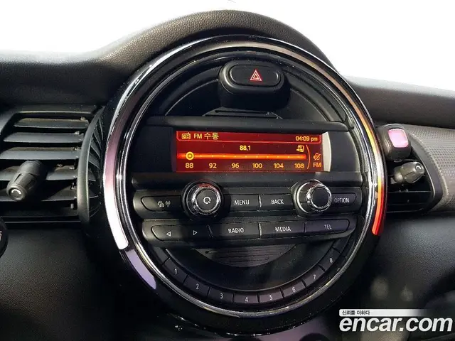 Mini Cooper 2015 1.5 автомат (гидро), миниатюра 12