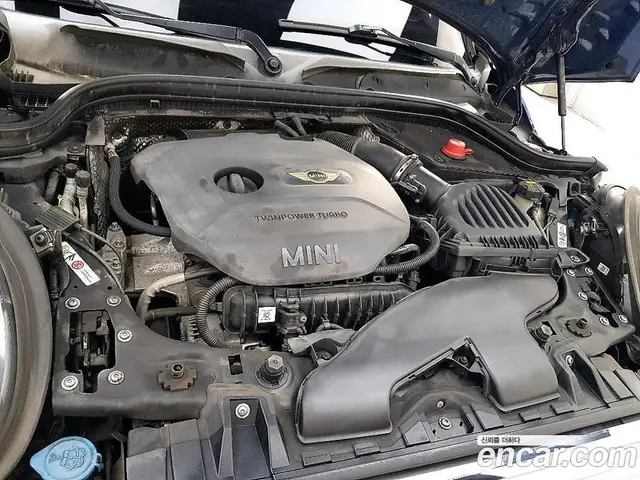 Mini Cooper 2015 1.5 автомат (гидро), миниатюра 6