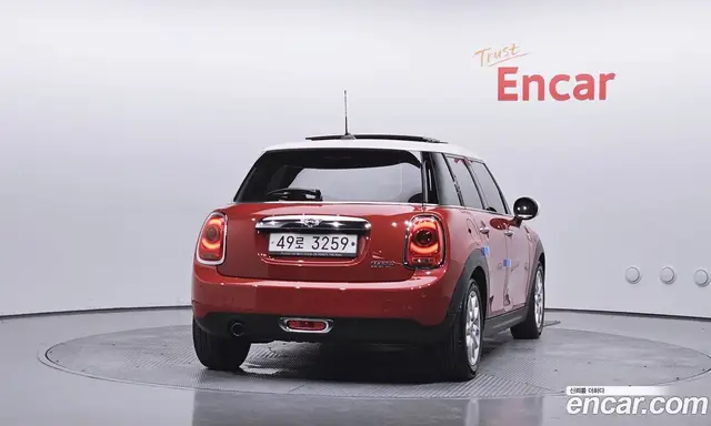 Mini Cooper 2017 1.5 автомат (гидро), миниатюра 4