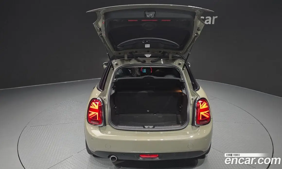 Mini Cooper 2019 1.5 автомат (гидро), фото 26
