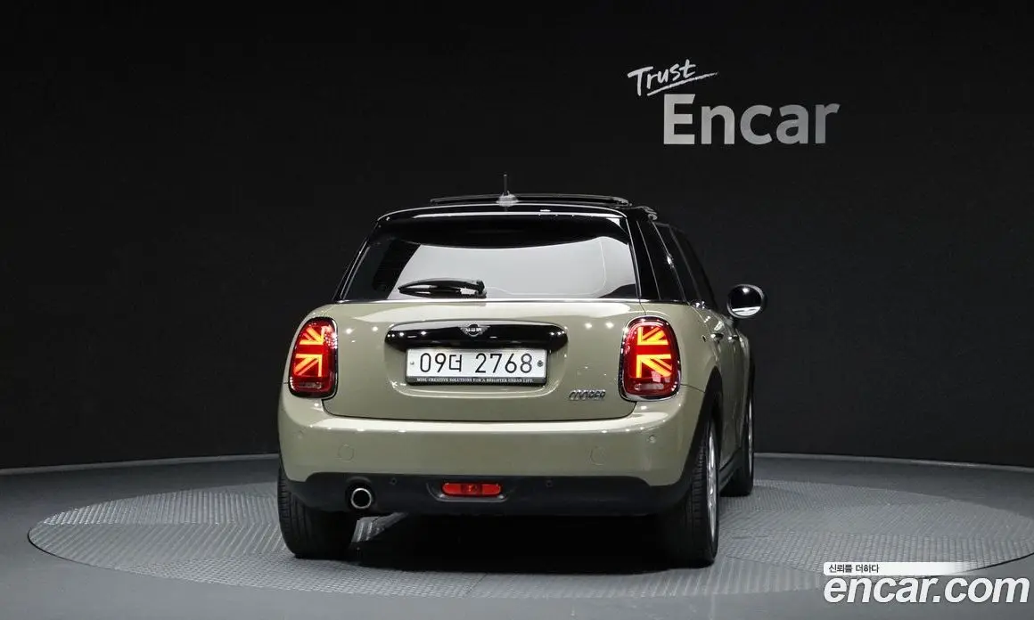 Mini Cooper 2019 1.5 автомат (гидро), фото 4