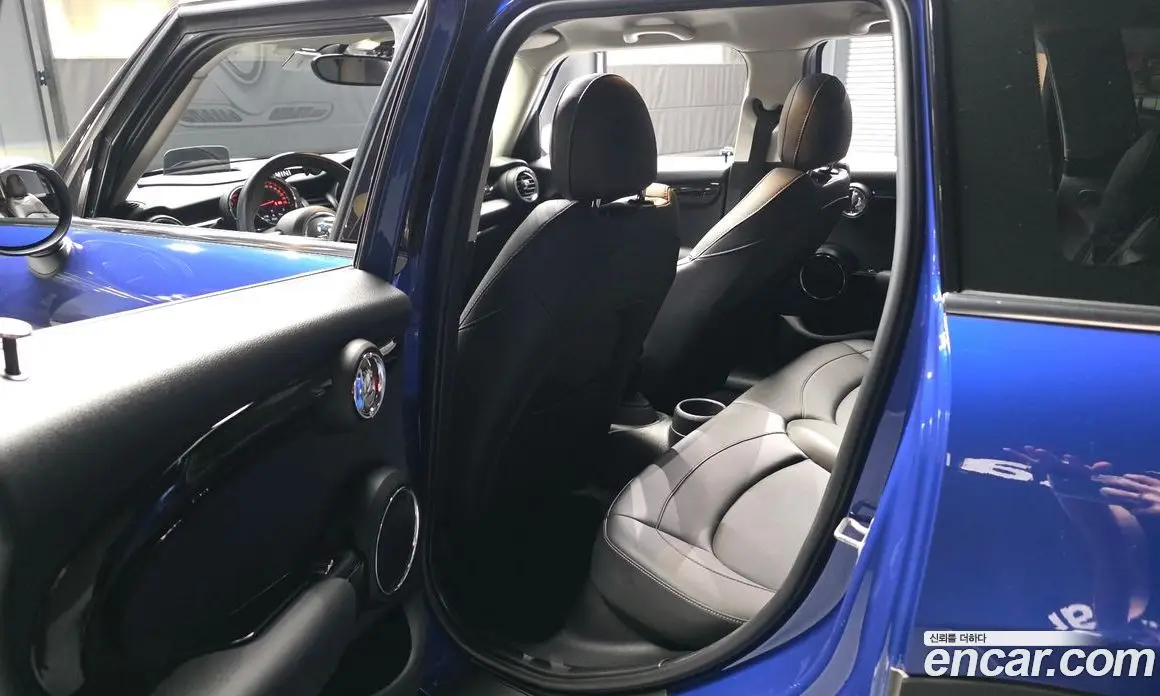 Mini Cooper 2020 1.5 автомат (гидро), фото 16
