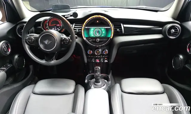 Mini Cooper 2020 1.5 автомат (гидро), миниатюра 10