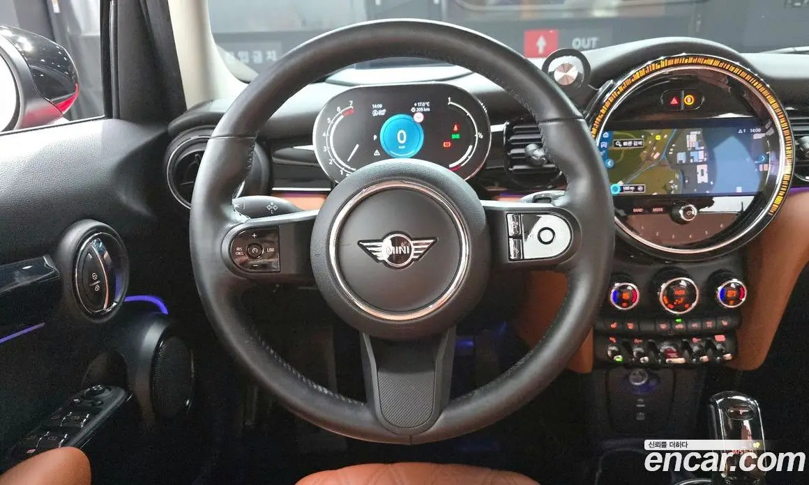 Mini Cooper 2022 2.0 автомат (гидро), фото 19