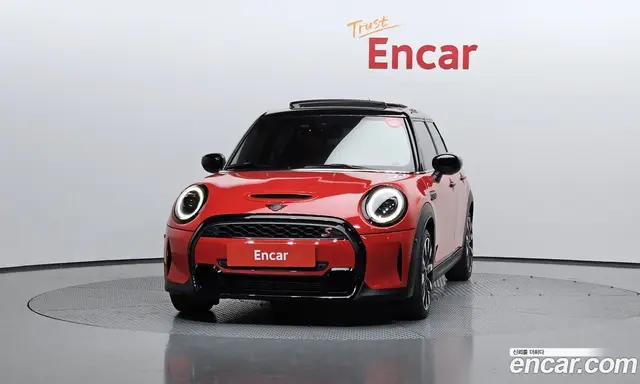 Mini Cooper 2022 2.0 автомат (гидро), миниатюра 3