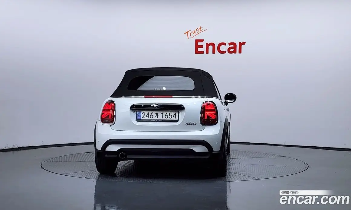 Mini Cooper Convertible 2023 1.5 автомат (гидро), фото 4