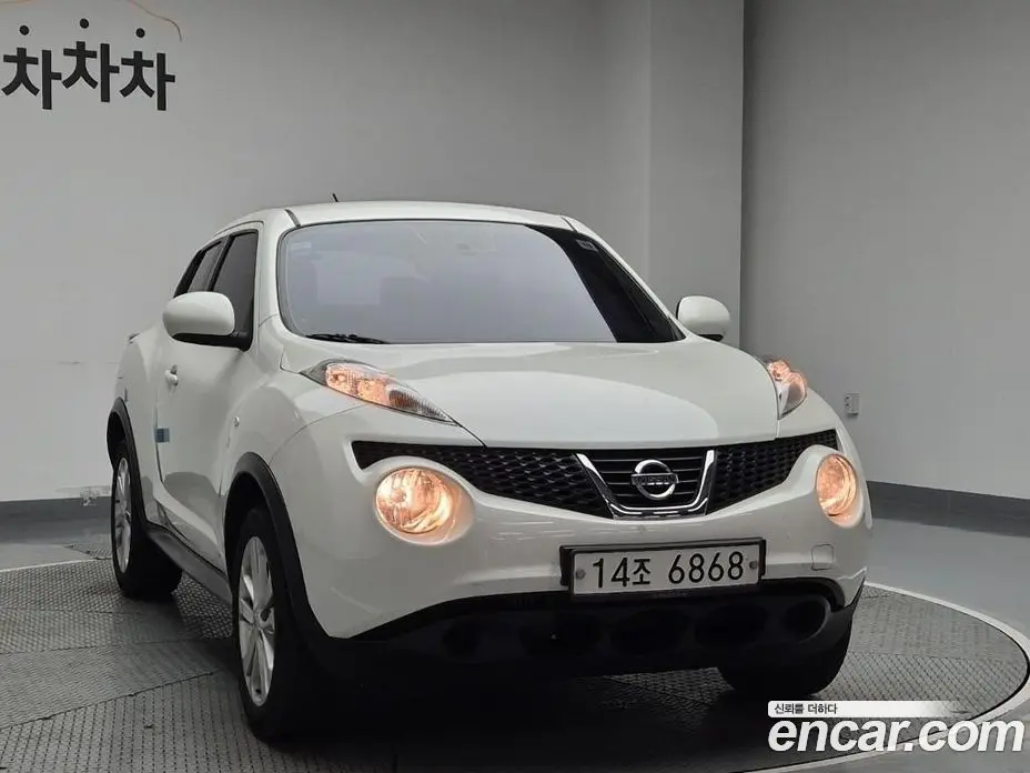 Nissan Juke 2014 1.6 автомат (гидро), фото 4 Nissan Juke 2014 1.6 автомат (гидро), фото 4